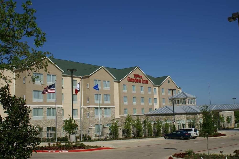 Hilton Garden Inn Denton Exterior photo