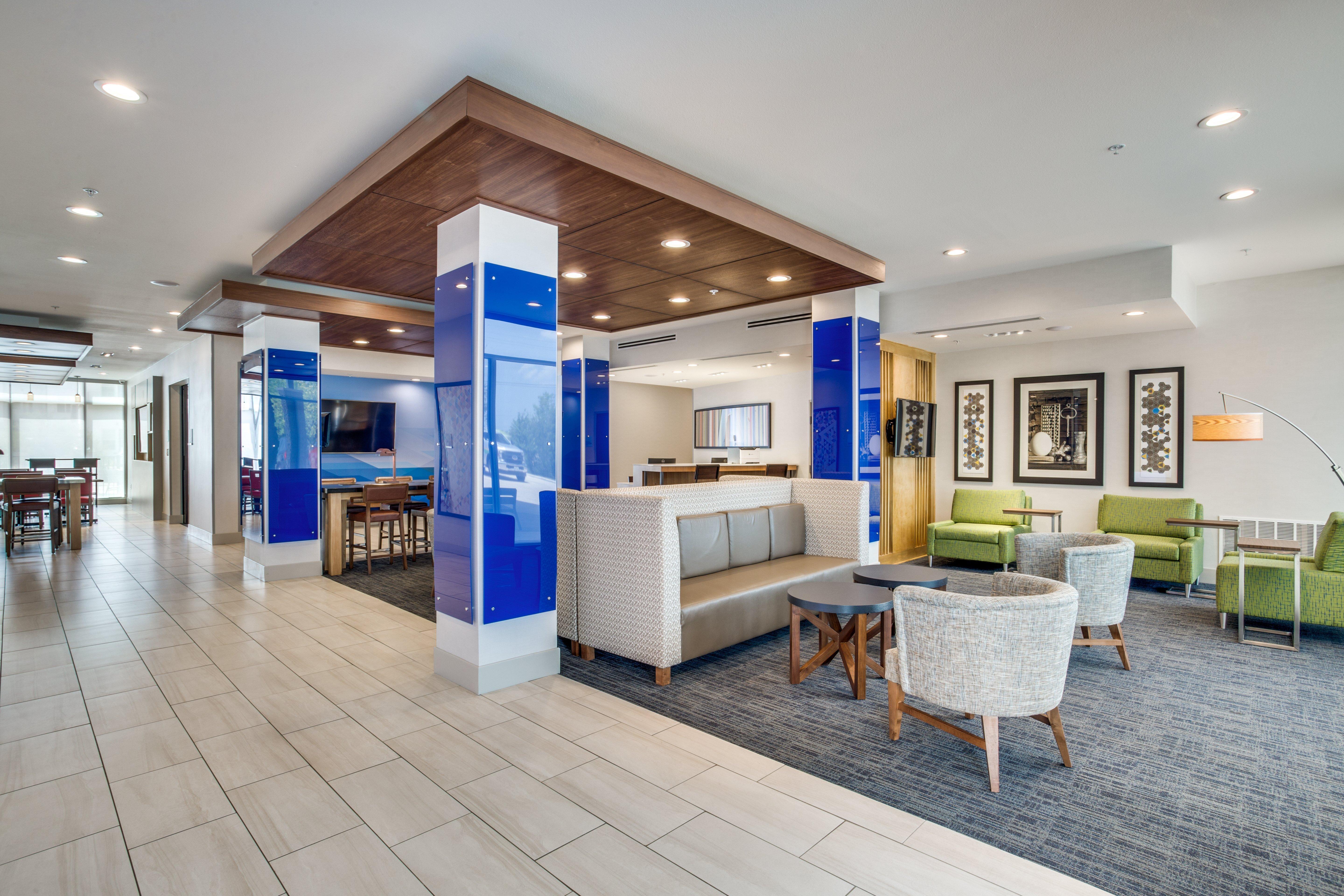 Hilton Garden Inn Denton Exterior photo