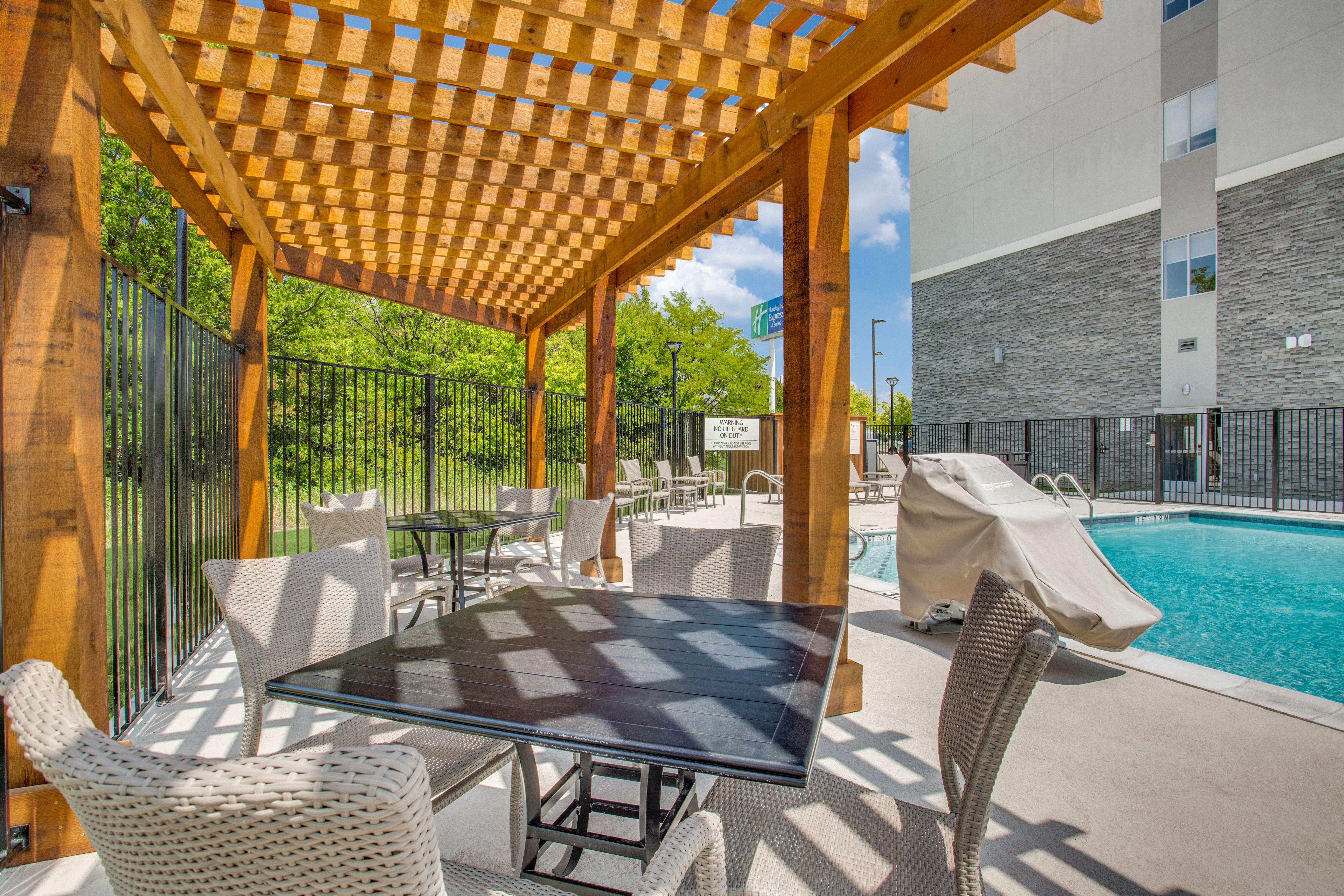 Hilton Garden Inn Denton Exterior photo